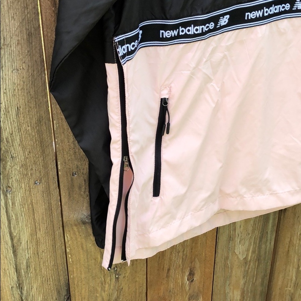 New Balance women’s pullover windbreaker size :XL - Picture 12 of 13